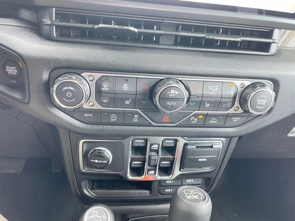 new 2026 Jeep Gladiator car, priced at $51,772