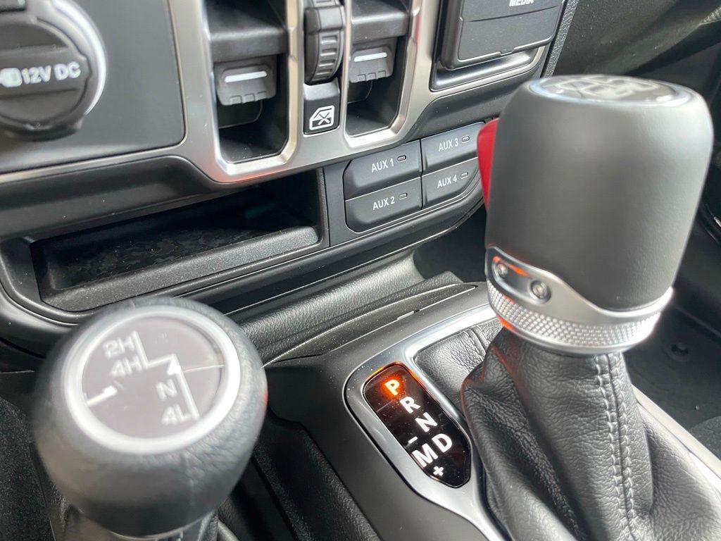 new 2026 Jeep Gladiator car, priced at $51,772