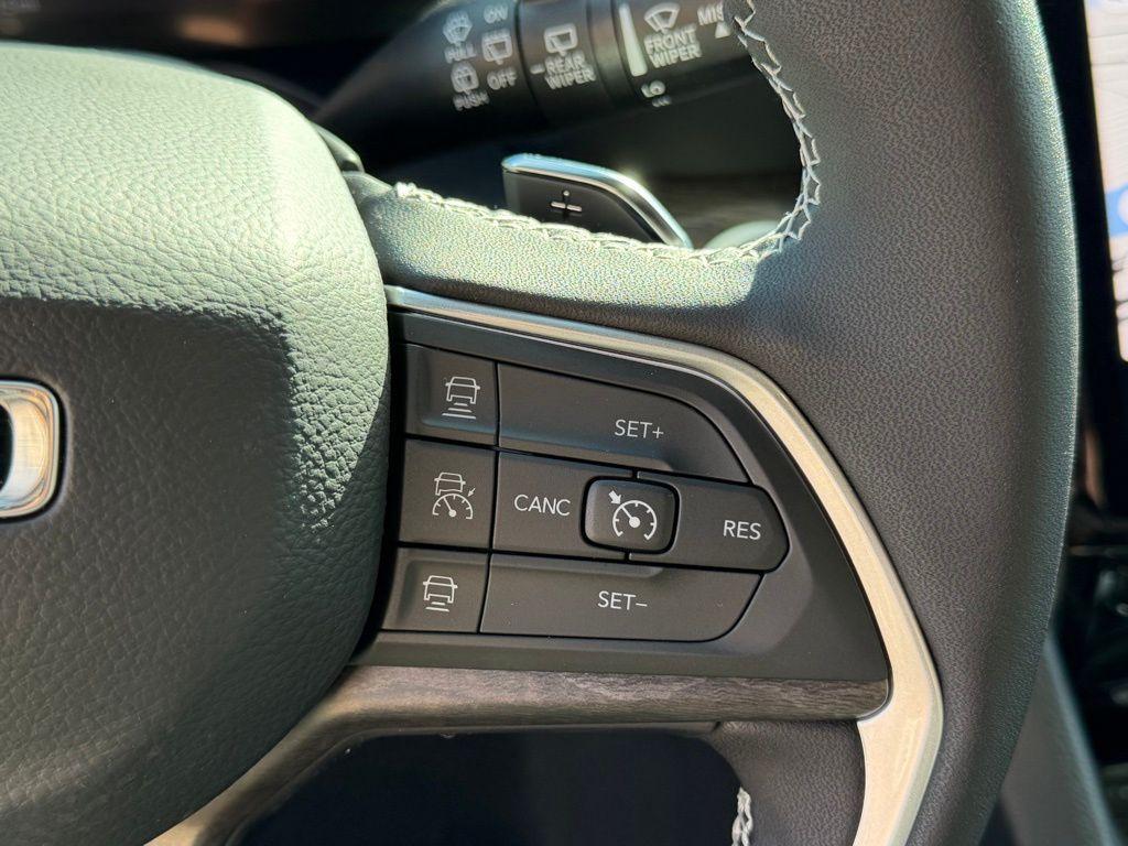 new 2025 Jeep Grand Cherokee L car, priced at $45,979