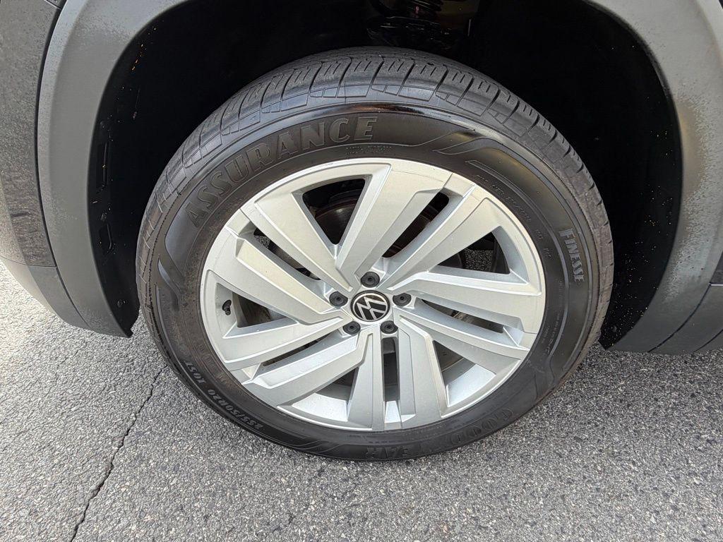used 2021 Volkswagen Atlas car, priced at $17,858