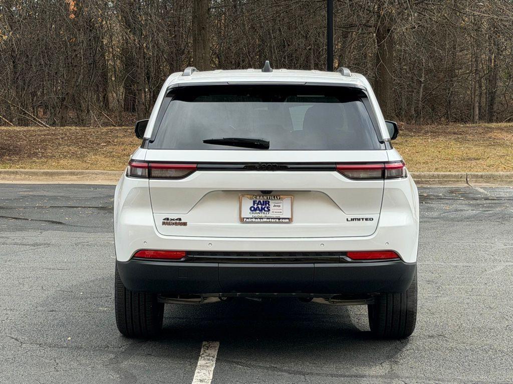 new 2025 Jeep Grand Cherokee car, priced at $41,362