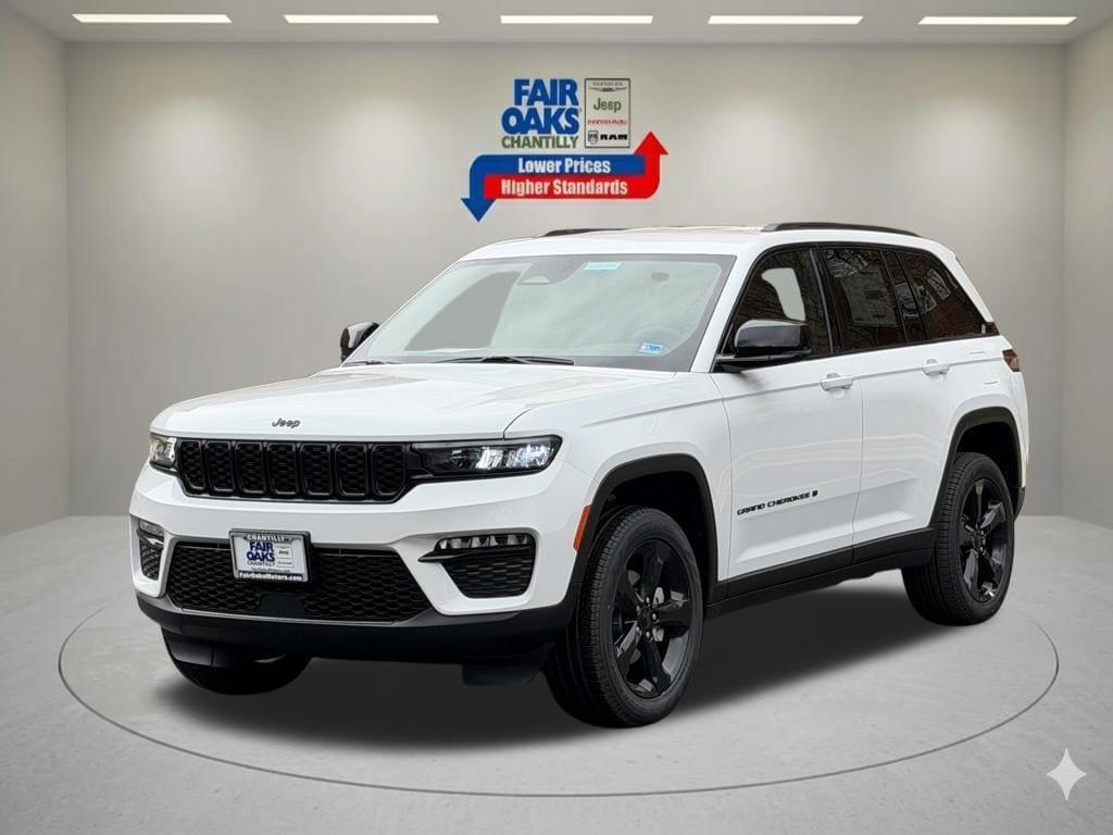 new 2025 Jeep Grand Cherokee car, priced at $43,166