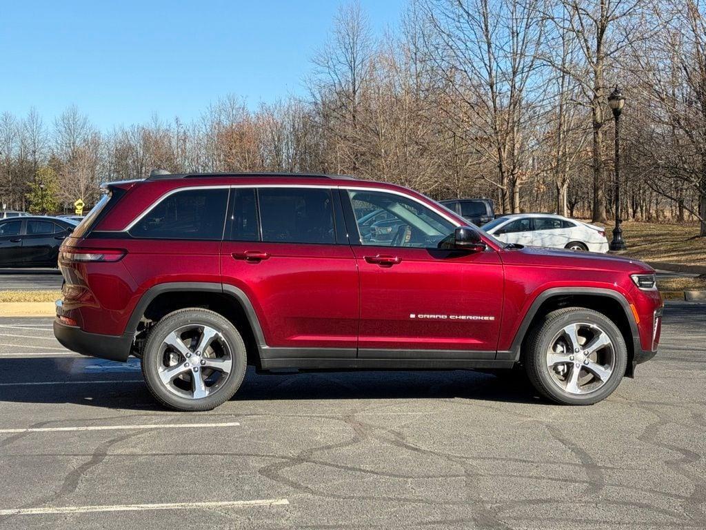 new 2026 Jeep Grand Cherokee car, priced at $45,854