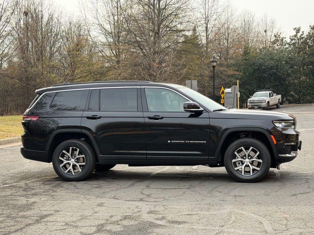 new 2025 Jeep Grand Cherokee L car, priced at $45,979