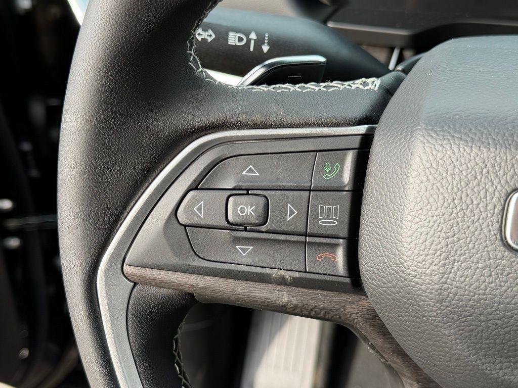 new 2025 Jeep Grand Cherokee L car, priced at $45,979