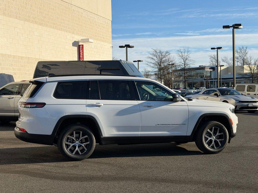 new 2025 Jeep Grand Cherokee L car, priced at $45,461