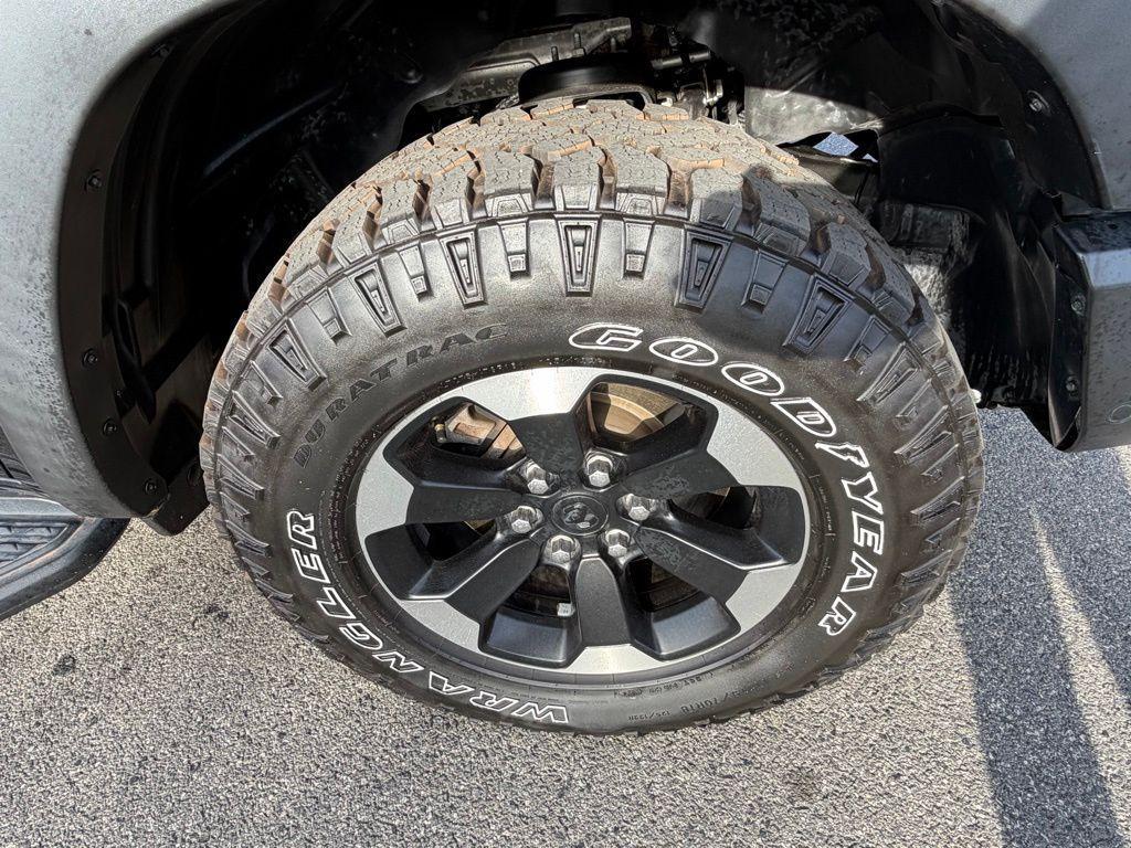 used 2022 Ram 1500 car, priced at $32,000