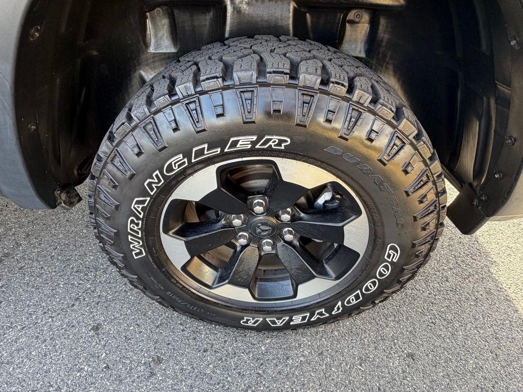 used 2022 Ram 1500 car, priced at $32,000