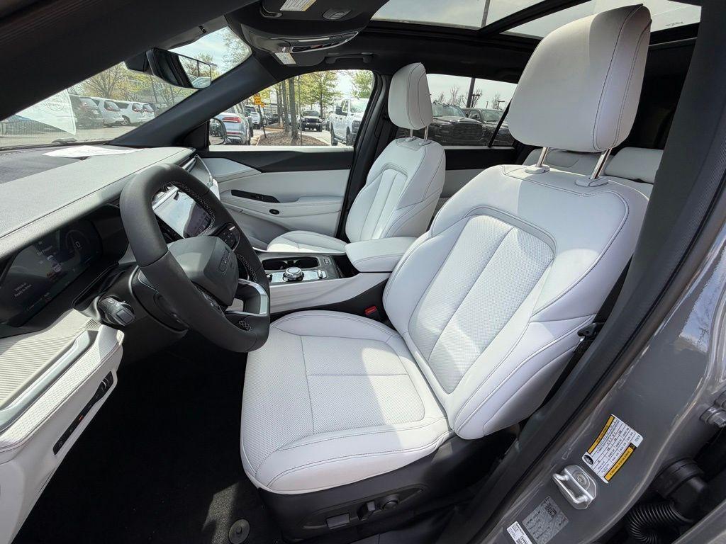 new 2026 Jeep Cherokee car, priced at $40,867