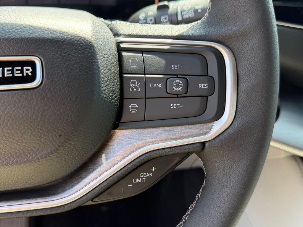 new 2026 Jeep Grand Wagoneer car, priced at $77,531