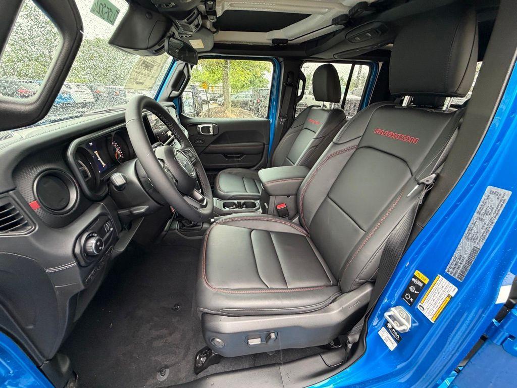 new 2026 Jeep Gladiator car, priced at $57,354