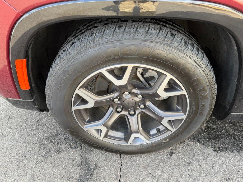 used 2024 Jeep Wagoneer car, priced at $40,476