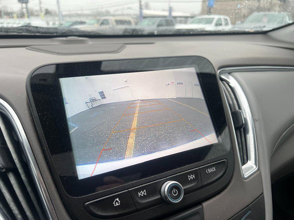 used 2018 Chevrolet Malibu car, priced at $14,990