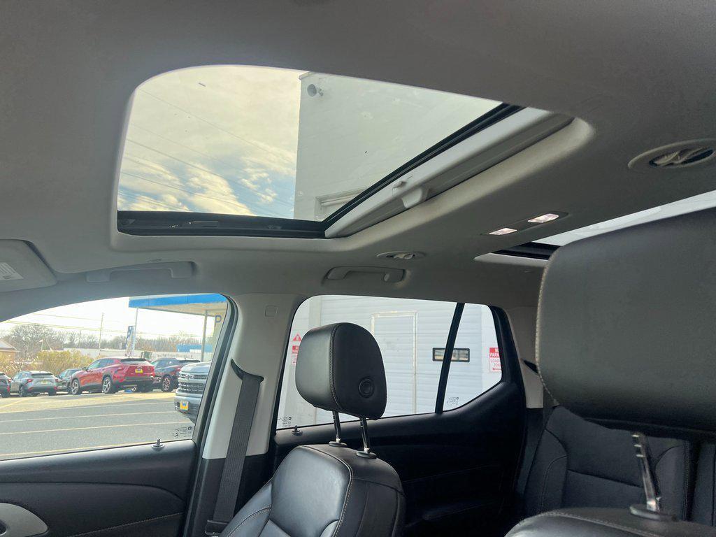 used 2020 Chevrolet Traverse car, priced at $22,700