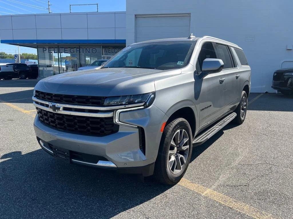 used 2023 Chevrolet Suburban car, priced at $48,888