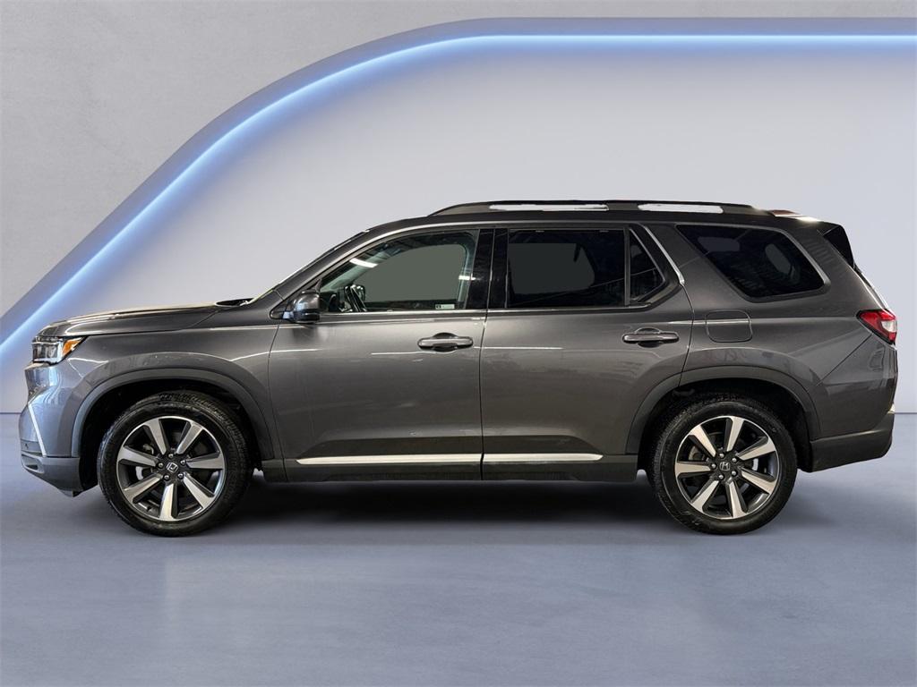 used 2023 Honda Pilot car, priced at $37,392