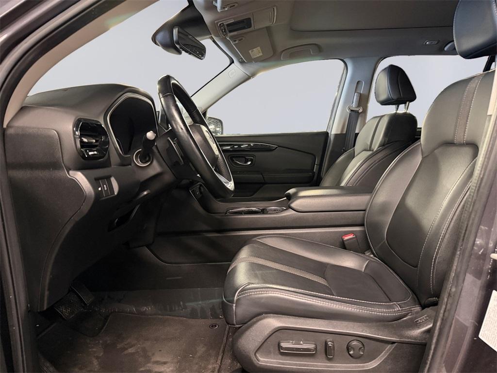 used 2023 Honda Pilot car, priced at $37,392