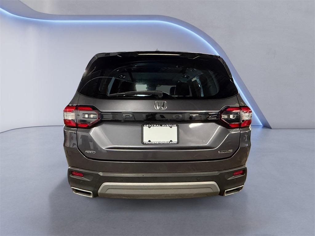 used 2023 Honda Pilot car, priced at $37,392