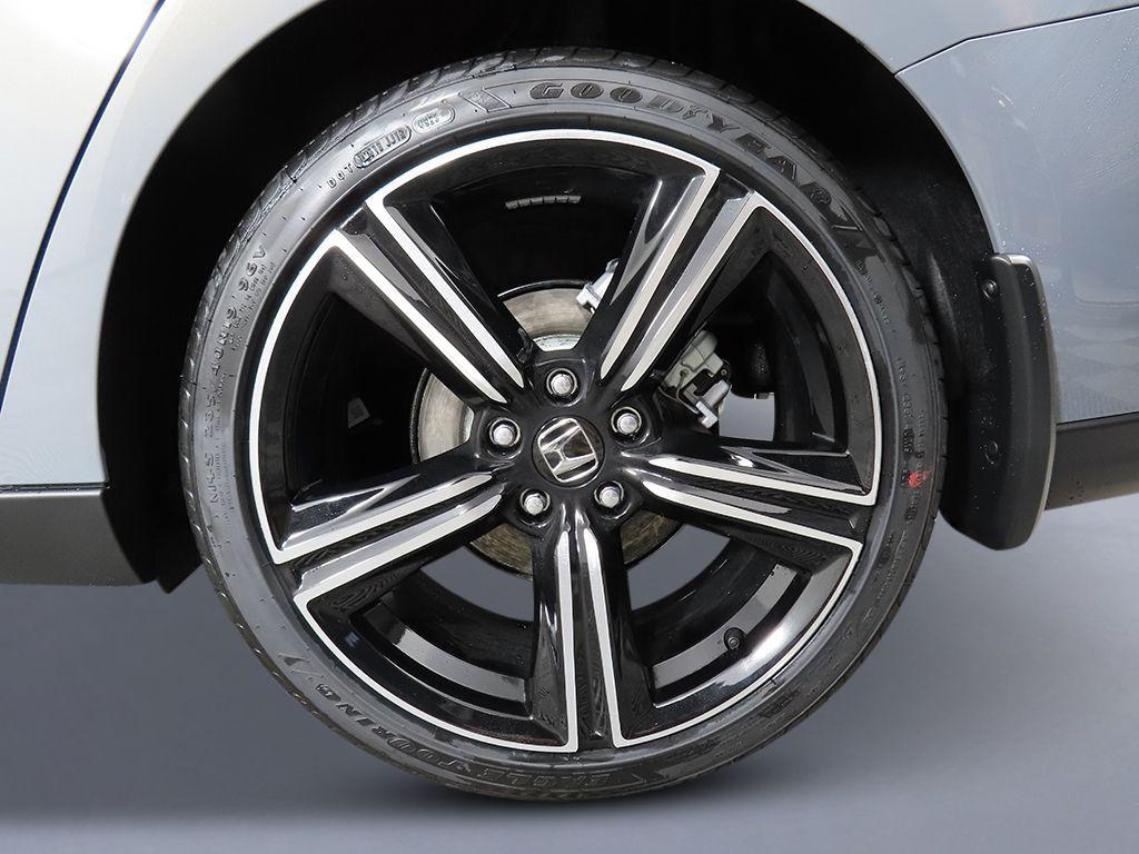 new 2026 Honda Accord Hybrid car, priced at $35,445