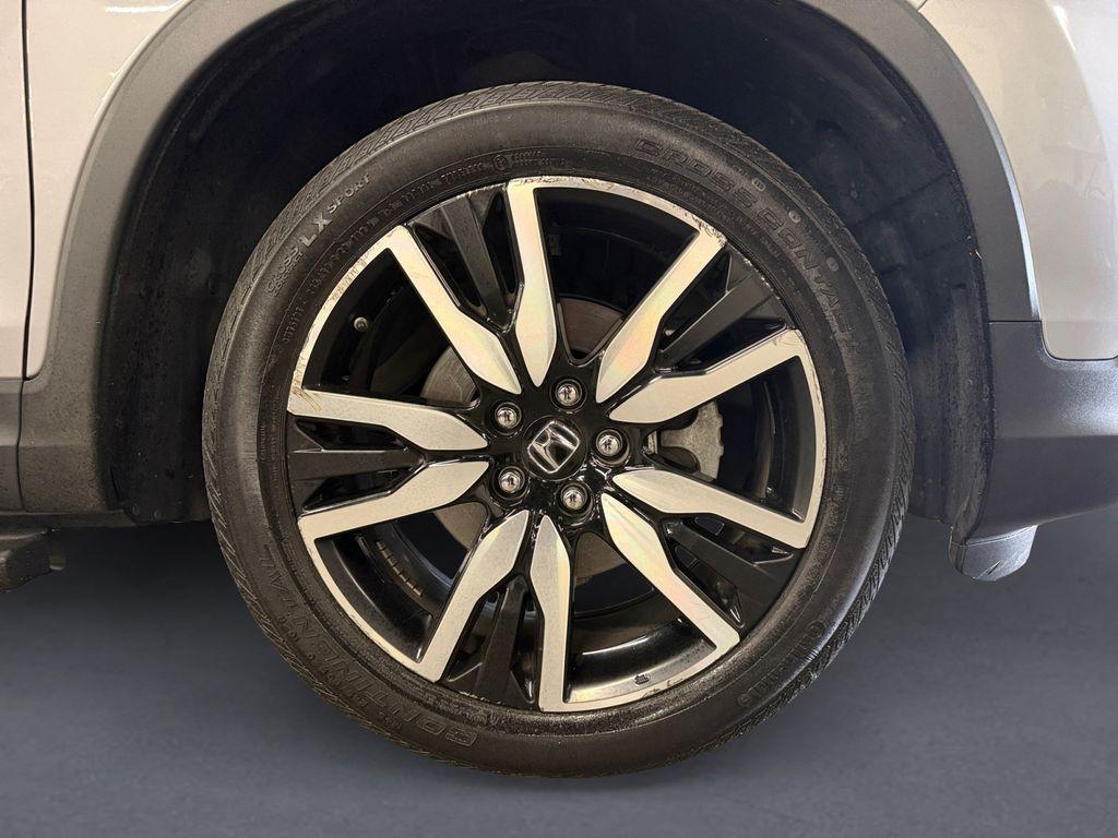 used 2022 Honda Pilot car, priced at $31,603