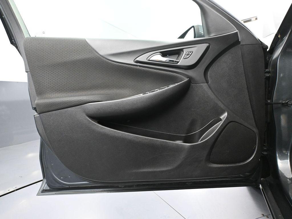 used 2018 Chevrolet Malibu car, priced at $10,993