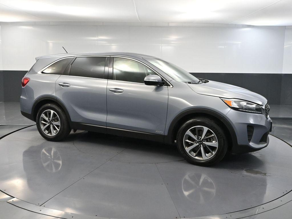 used 2020 Kia Sorento car, priced at $14,393