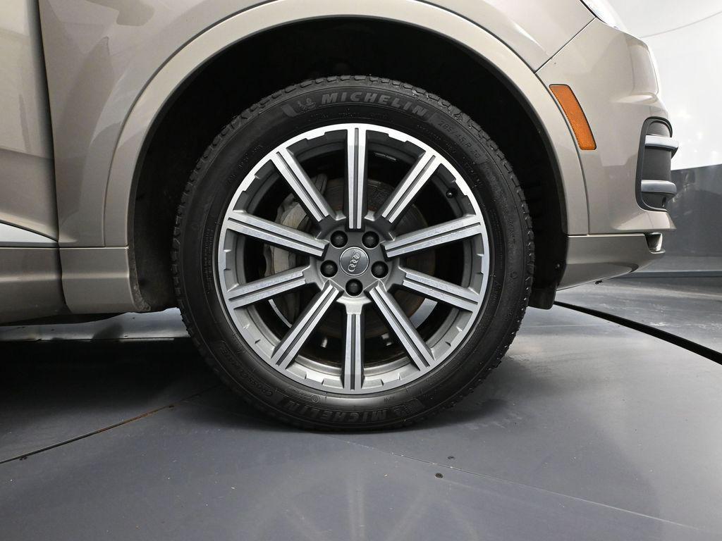 used 2017 Audi Q7 car, priced at $12,993