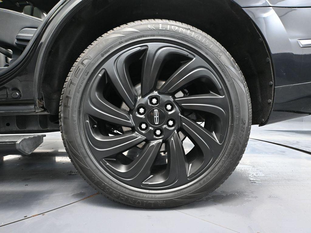 used 2024 Lincoln Navigator car, priced at $59,693