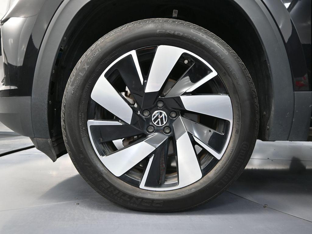used 2024 Volkswagen Atlas Cross Sport car, priced at $28,693