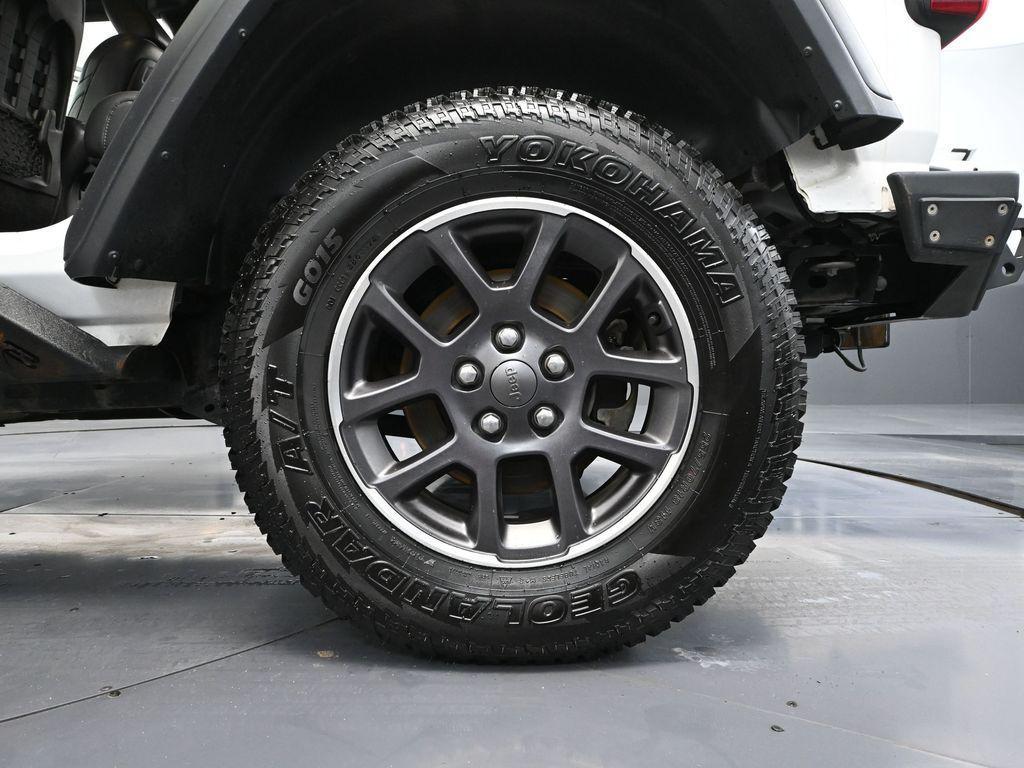 used 2019 Jeep Wrangler Unlimited car, priced at $27,493