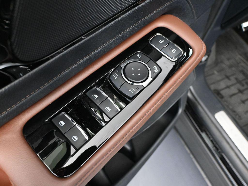 used 2025 Lincoln Aviator car, priced at $58,993