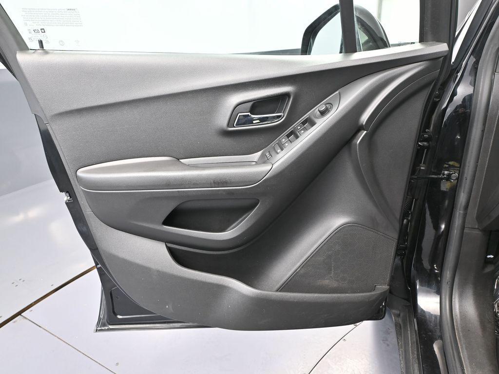 used 2020 Chevrolet Trax car, priced at $11,999