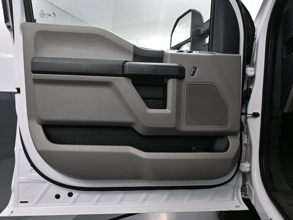 used 2022 Ford F-250 car, priced at $37,993