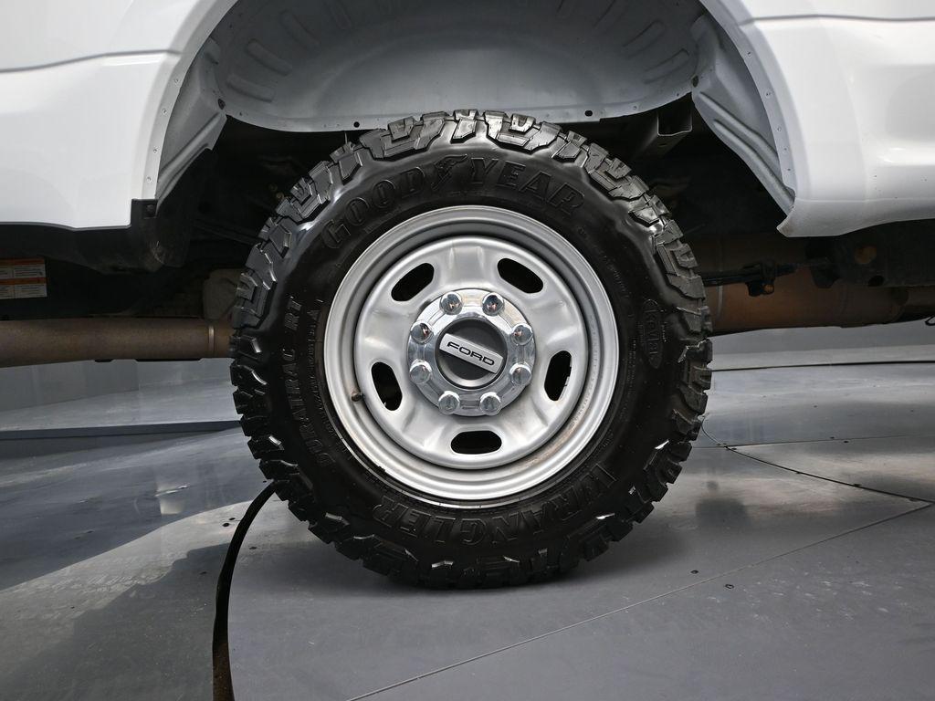 used 2022 Ford F-250 car, priced at $37,993