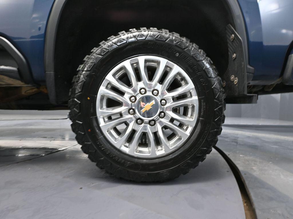 used 2022 Chevrolet Silverado 2500 car, priced at $44,993