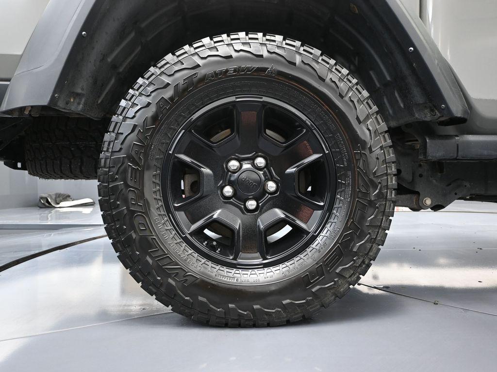 used 2022 Jeep Gladiator car, priced at $34,993