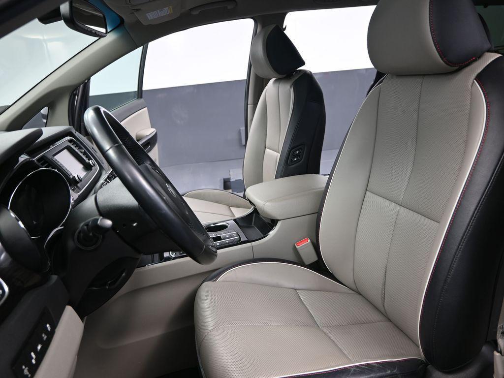 2021 Pantera Metal Kia Sedona