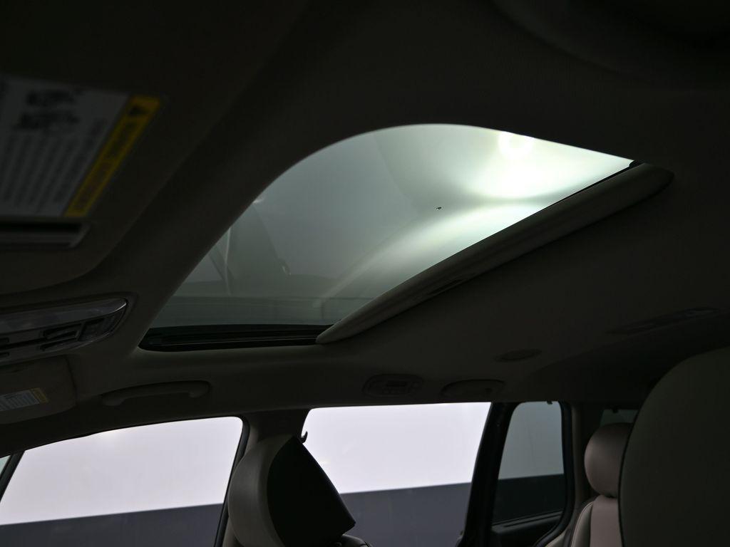 2021 Pantera Metal Kia Sedona