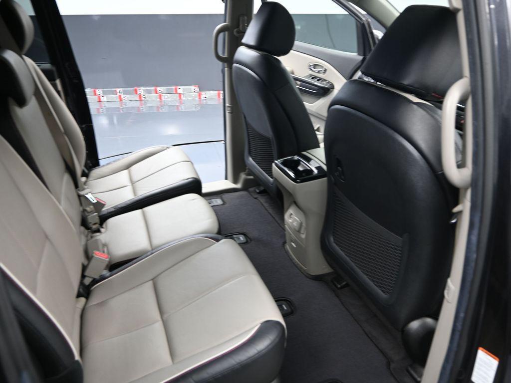 2021 Pantera Metal Kia Sedona