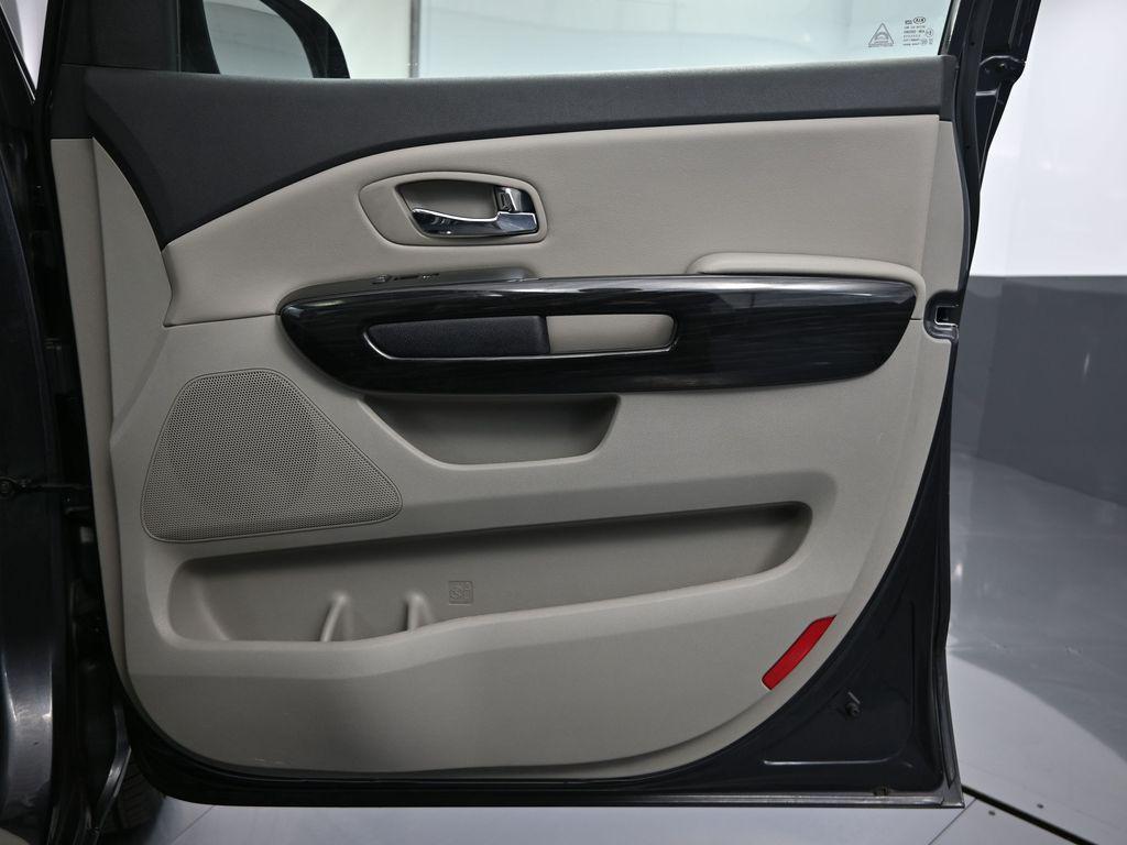 2021 Pantera Metal Kia Sedona