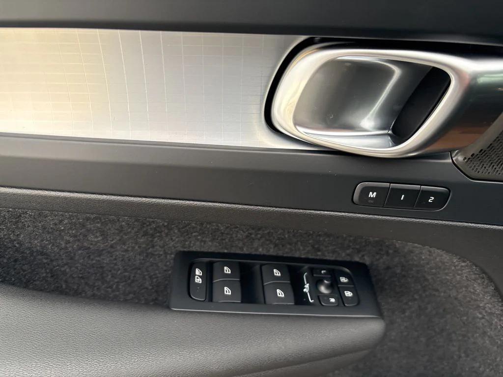 new 2026 Volvo XC40 car, priced at $55,085