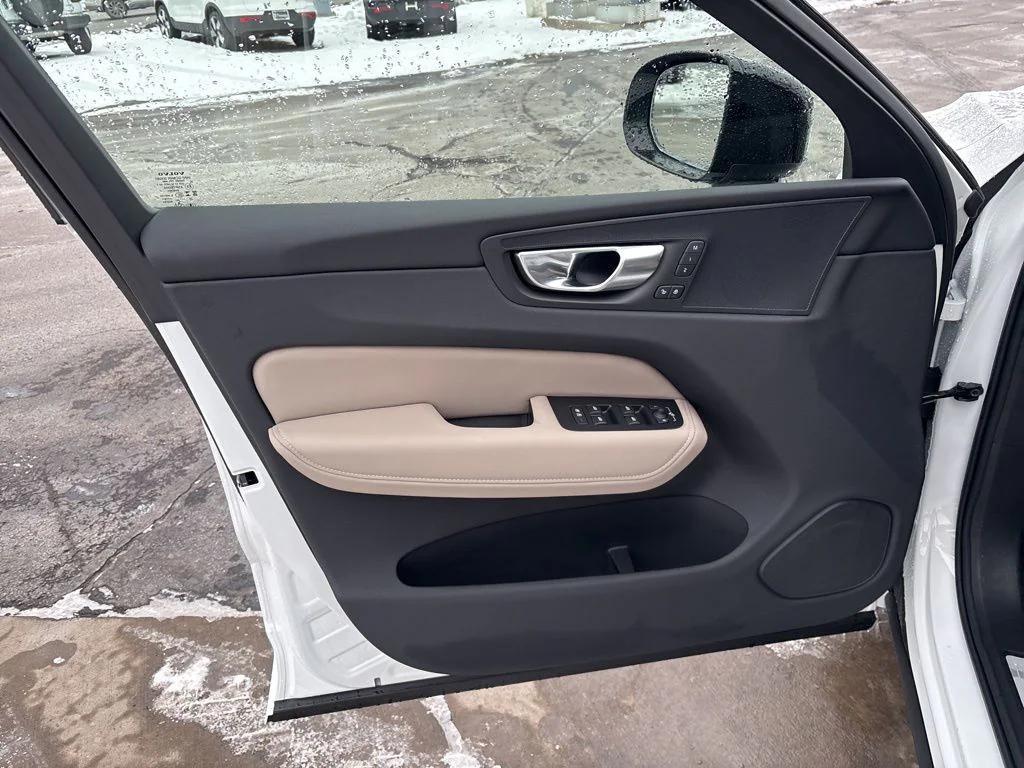 new 2026 Volvo XC60 car, priced at $57,985