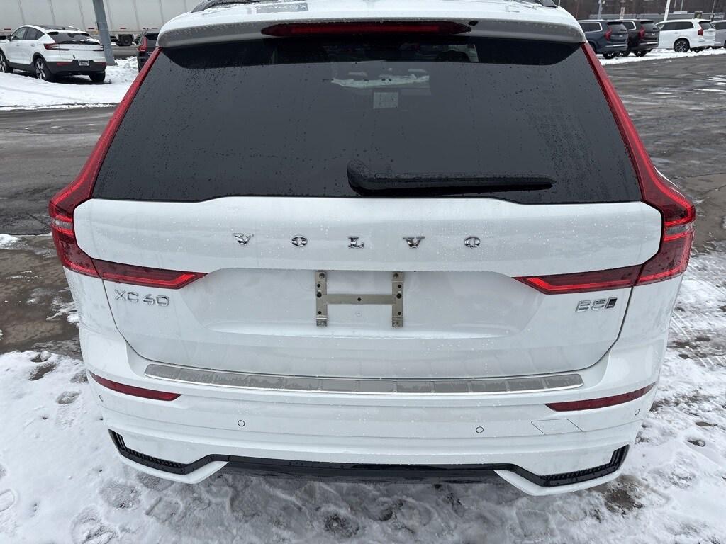 new 2026 Volvo XC60 car, priced at $57,985