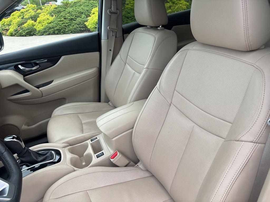 used 2019 Nissan Rogue car, priced at $14,975