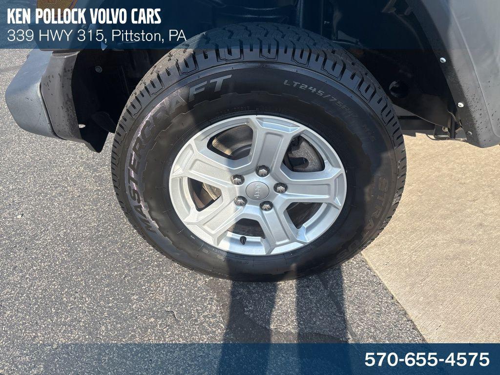 used 2021 Jeep Wrangler Unlimited car, priced at $27,841