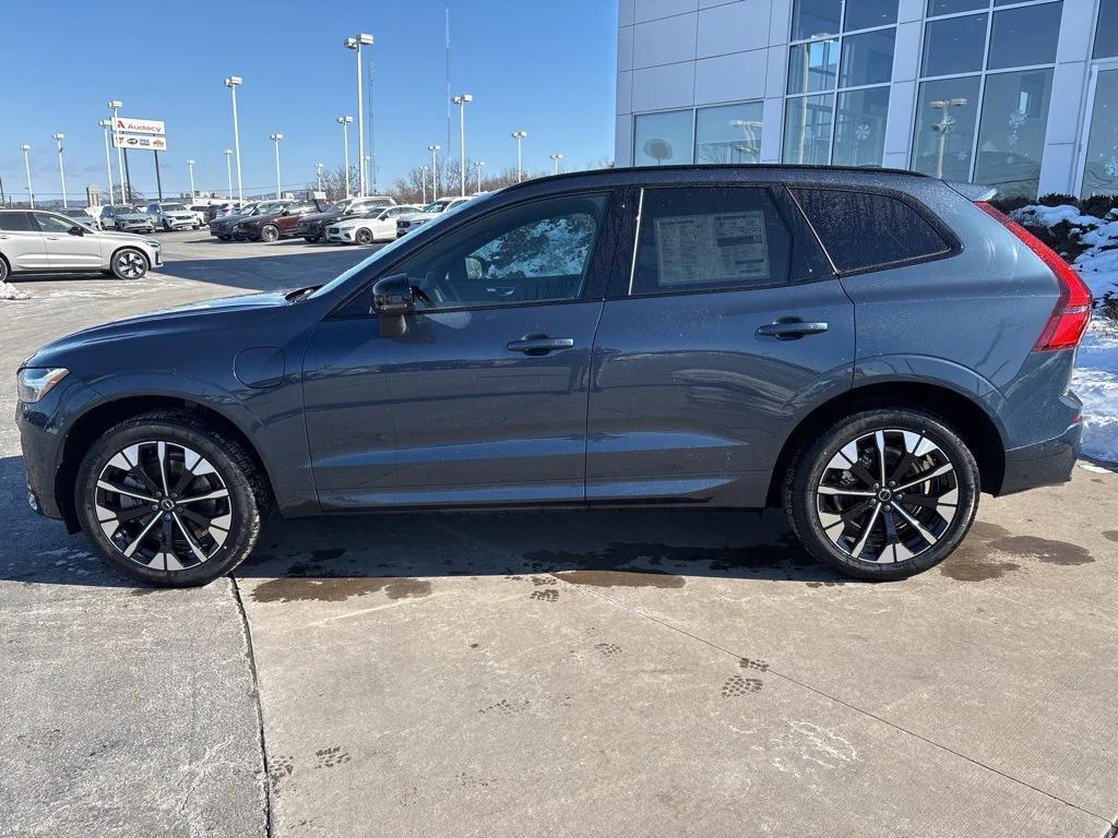 new 2026 Volvo XC60 Plug-In Hybrid car, priced at $70,590