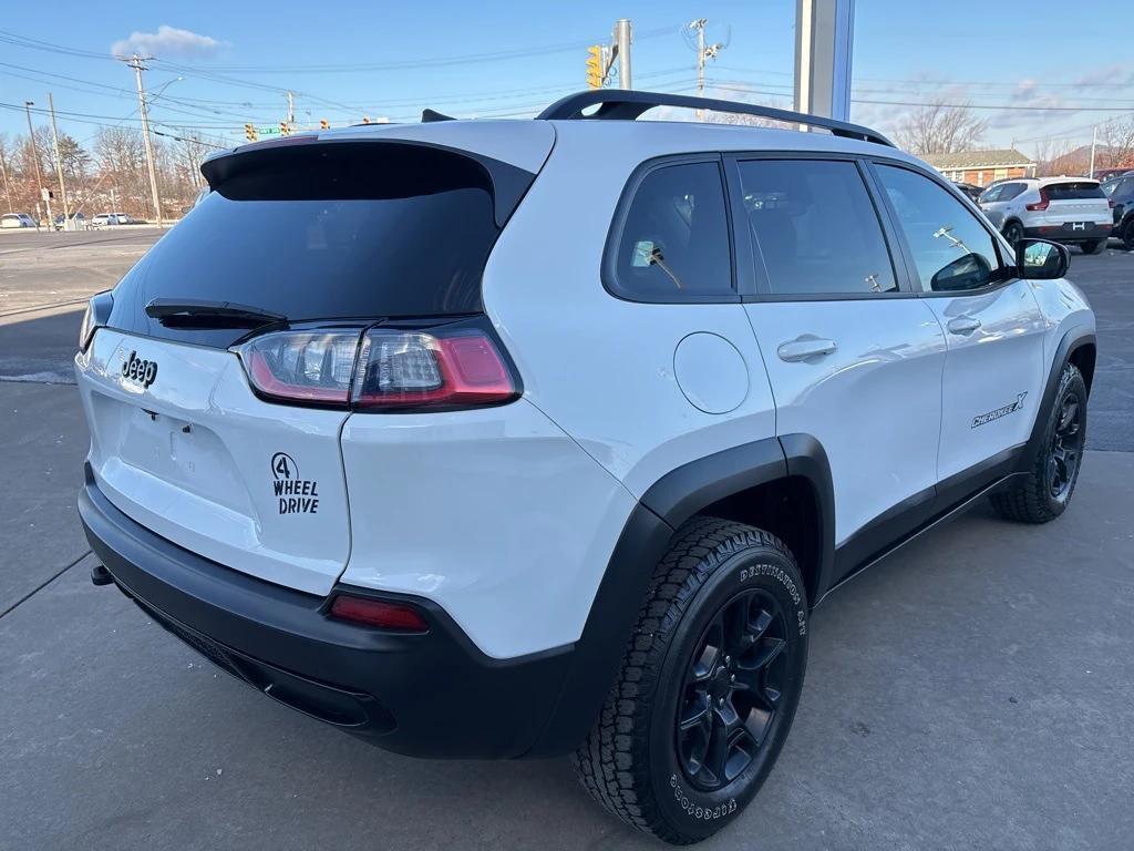 used 2022 Jeep Cherokee car, priced at $22,987