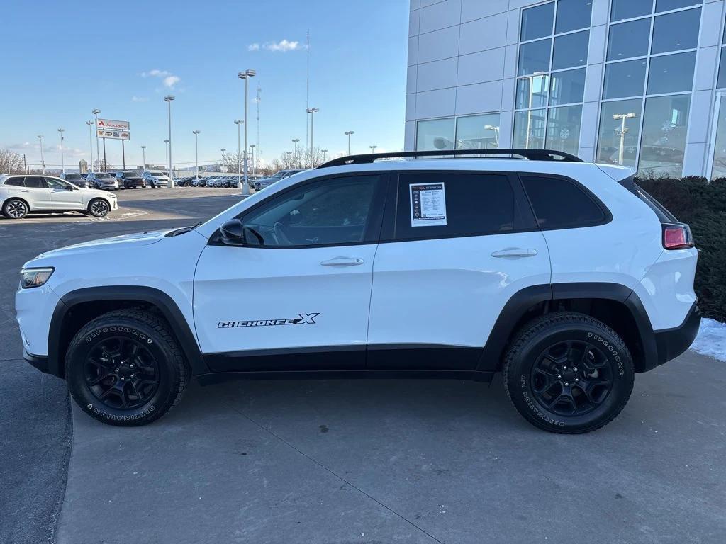 used 2022 Jeep Cherokee car, priced at $22,987