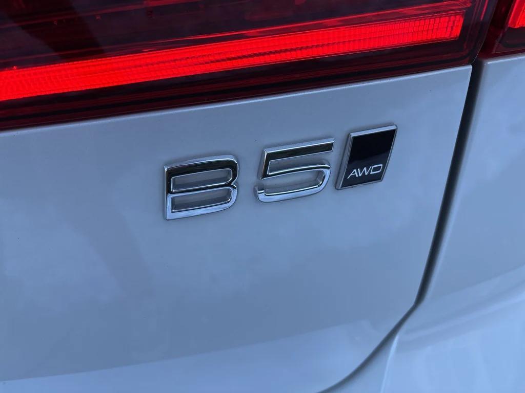 used 2025 Volvo XC60 car, priced at $34,784