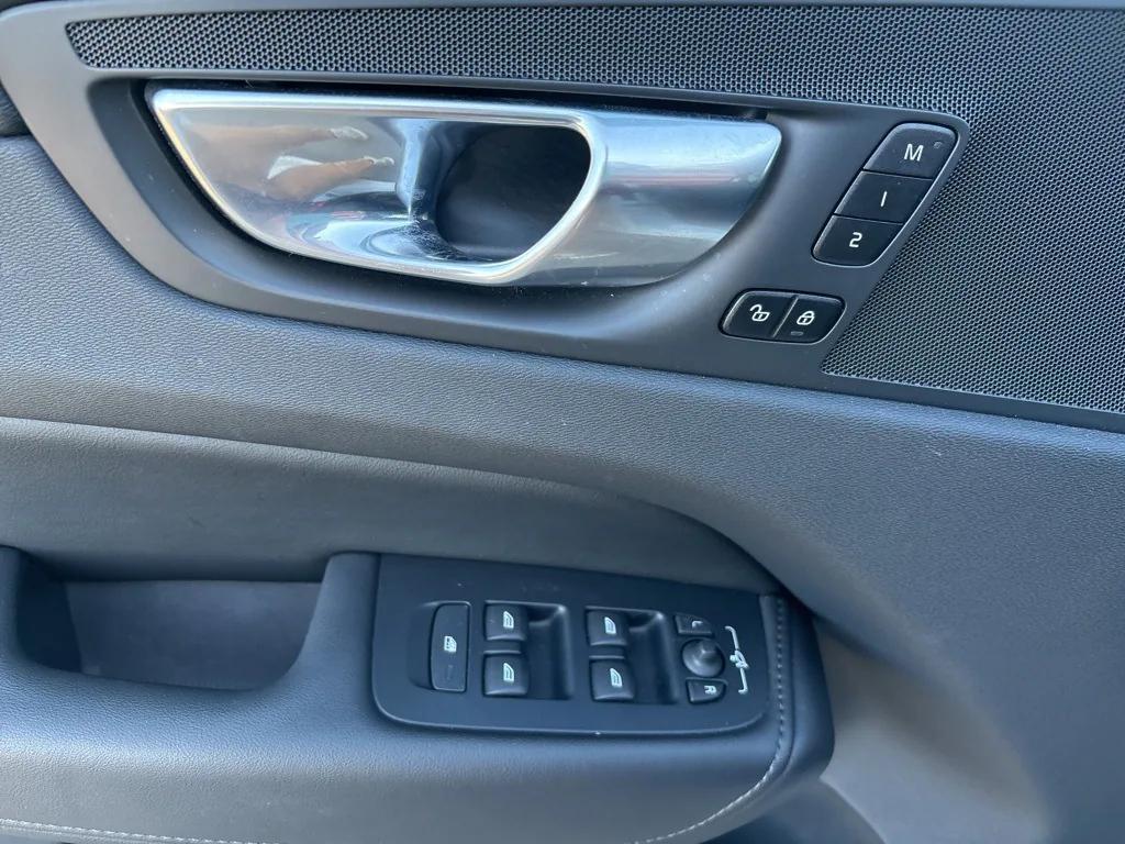 used 2025 Volvo XC60 car, priced at $34,784